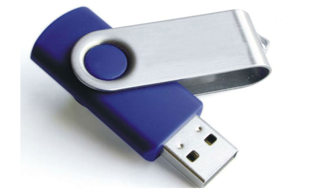 Si tienes esta memoria USB marca IBM, destrúyela cuanto antes