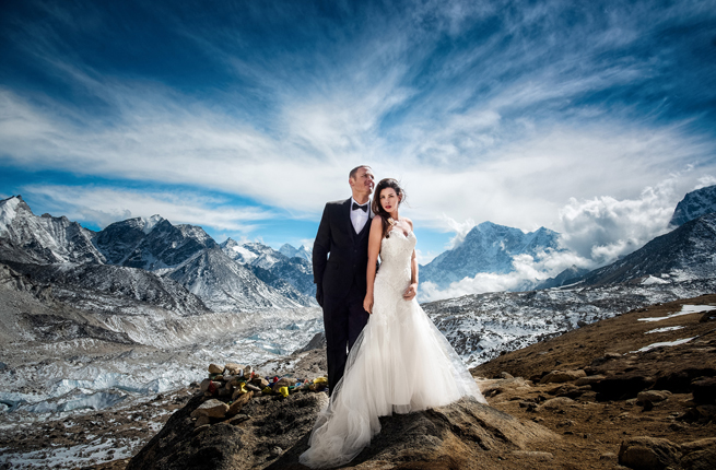 Así fue la boda épica de una pareja en el Everest