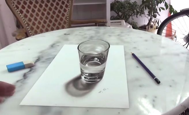 (VIDEO) La ilusión óptica del vaso que arrasa en la web