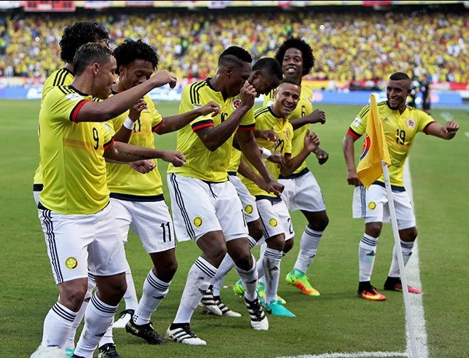 Colombia entrena con 19 jugadores de los 26 convocados