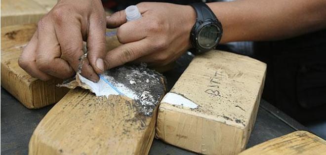 Policía incauta 547 kilos de cocaína y detiene a colombianos y ecuatorianos