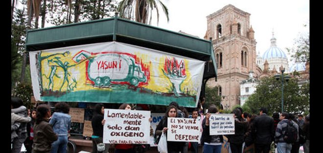En Cuenca, manifestantes exigen consulta popular por el Yasuní ITT
