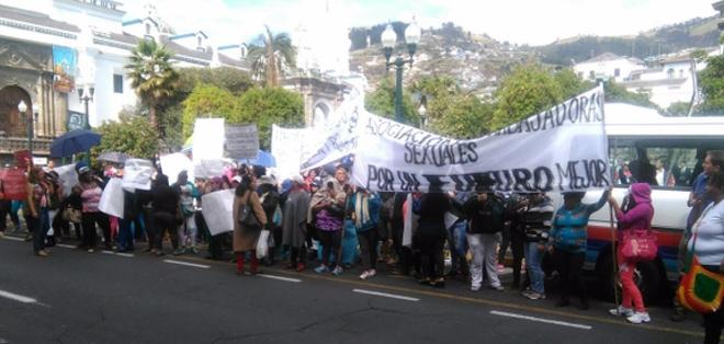 Municipio de Quito logra tregua con trabajadoras sexuales en tercer día de protestas