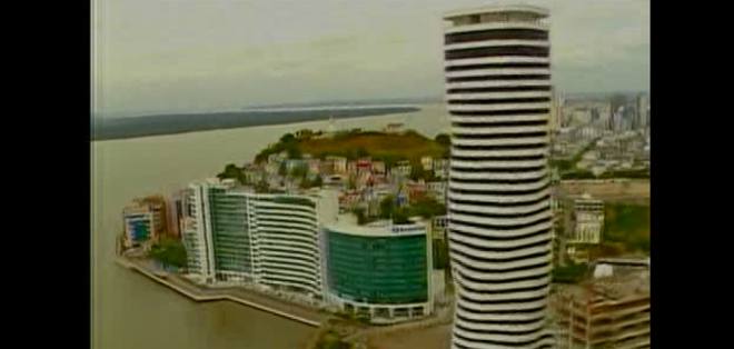 Puerto Santa Ana, ícono de la regeneración urbana de Guayaquil