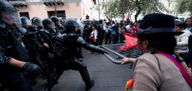 Correa condena ataque contra uniformados en las manifestaciones