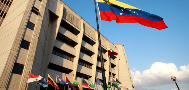 El Supremo venezolano elige a rectores electorales y opositores lo rechazan