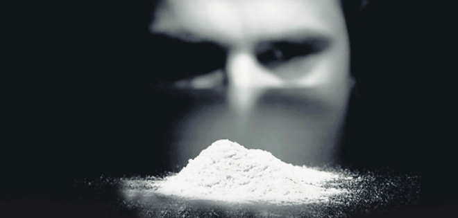 Consumo de cocaína acelera envejecimiento del cerebro, según estudios