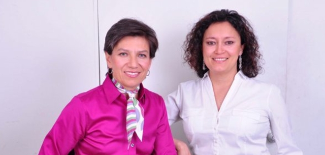 Piden declinar investidura a 2 congresistas colombianas por ser pareja