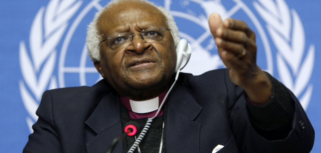 Nobel de la Paz Desmond Tutu pide apoyo para los manifestantes de Hong Kong