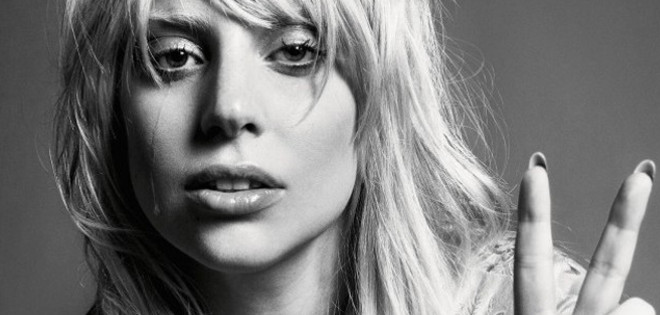 Lady Gaga reveló que fue víctima de un abuso sexual