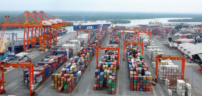 Estudio determinará si puerto de Guayaquil se mantiene como terminal de carga