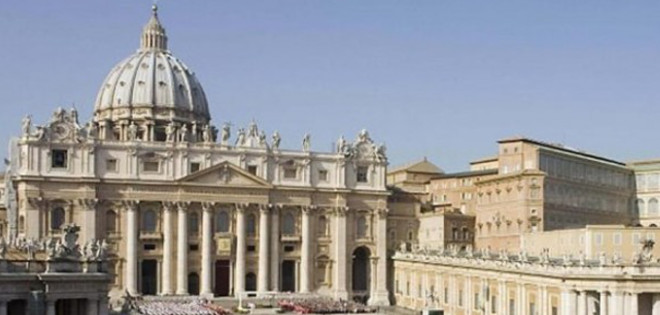 Vaticano niega relación con vehículo de cardenal argentino cargado de droga