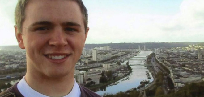 Un joven estadounidense sobrevive a los ataques de Bruselas, París y Boston