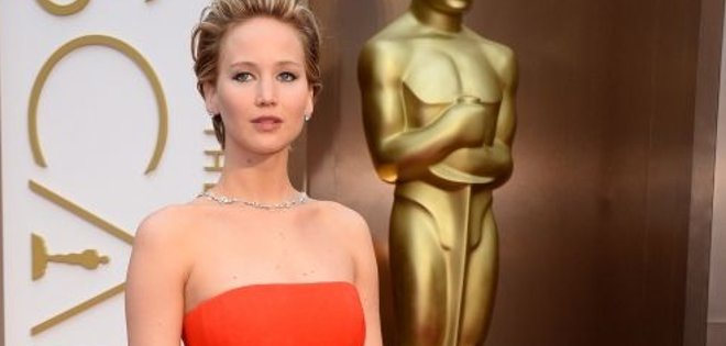 Al parecer, Jennifer Lawrence llegó a los premios Óscar sin ropa interior