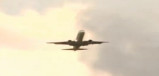 Avión abortó aterrizaje por fuertes vientos en Catamayo