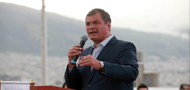 Presidente Correa asegura que &quot;casi estuvo en peligro la democracia&quot;