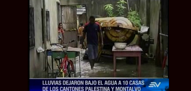 Esmeraldas: Torrenciales lluvias afectan a 3 cantones