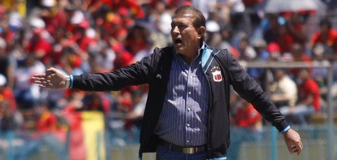 Sevilla indignado por amenazas a jugadores del Quito