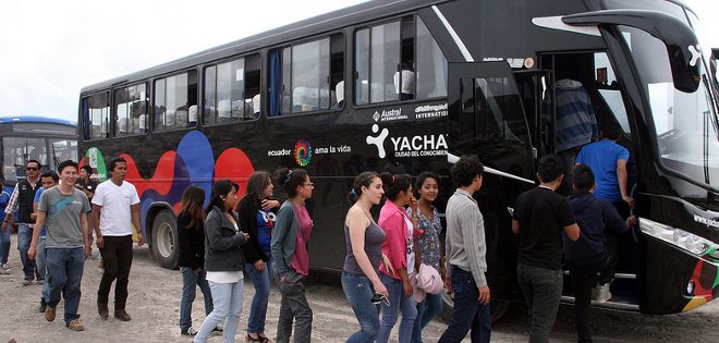 Universidad Yachay ofrece formar a jóvenes ecuatorianos residentes en España