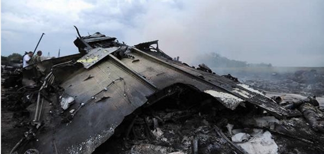 VIDEO: Encontrados ya más de 100 cuerpos de avión siniestrado en Ucrania