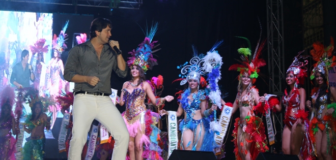 Justine Guerrero es la Reina del Carnaval de Guayaquil 2015