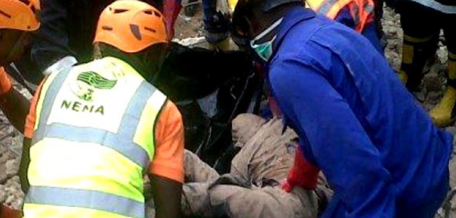40 muertos en el derrumbe de un edificio en Nigeria