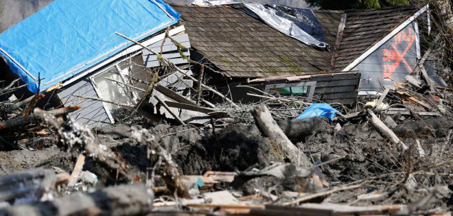 Ocho muertos y 18 desaparecidos por deslizamiento de tierra en Washington