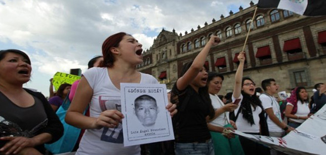 México ofrece más de USD 100.000 por pistas sobre de 43 estudiantes desaparecidos