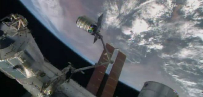 Transportador espacial Cygnus se desintegra al reingresar a la Tierra