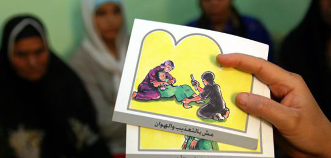 HRW pide a Egipto firmeza contra la ablación y condena absolución de médico