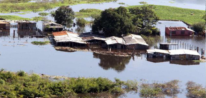 Inundaciones en Paraguay dejan 200.000 damnificados
