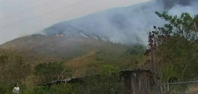 Incendio forestal se propagó en la comunidad El Limonal en Imbabura