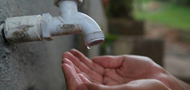 Suspensión de servicios de agua potable en 15 sectores de Chillogallo