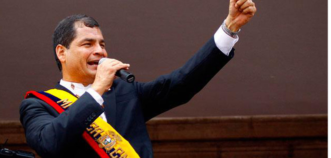 Rafael Correa no excluye llamar a consulta popular sobre reelección