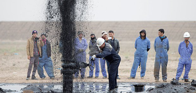 El petróleo cierra en baja en un mercado resignado