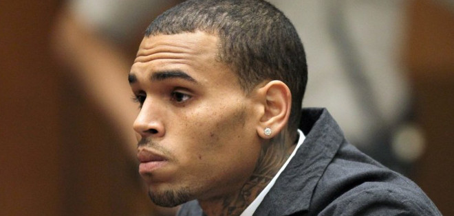 Chris Brown a juicio por agresión contra un fan en 2013