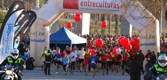 Unas 10.000 personas corrieron en España por la educación en Ecuador