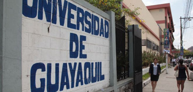 Cuestionan gestión de rector de la U. de Guayaquil