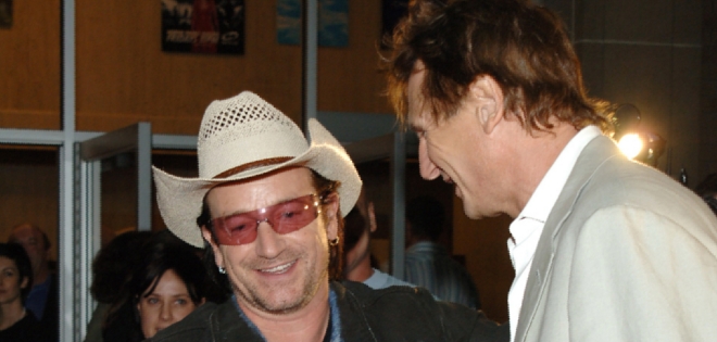 Liam Neeson y Bono, líder del U2, trabajan en un guión para una película