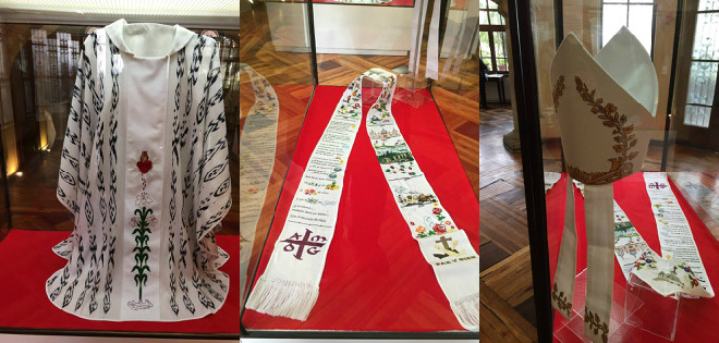 Papa Francisco portará indumentaria hecha en Cuenca