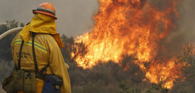 El gran incendio del norte de California obliga a cerrar varias escuelas