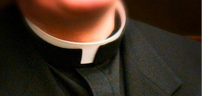 Acusan a sacerdote de violar a una menor en Guayaquil
