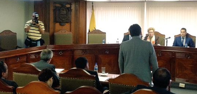 Ausencia de Arias aplazó audiencia sobre reelección indefinida