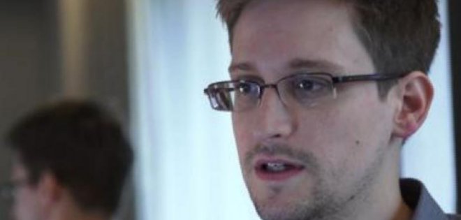 Snowden consiguió trabajo en una de las principales páginas web de Rusia