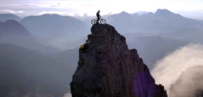 El descenso en bicicleta más peligroso del mundo