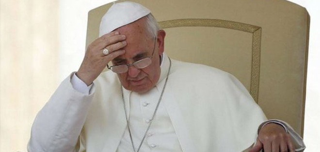 El papa crea comisión para resolver rápido recursos de sacerdotes condenados