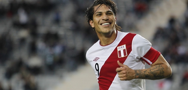 Alarma en Perú: se lesionó Paolo Guerrero y peligra su participación en la Copa América
