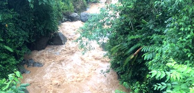 Dos muertos y cuatro desaparecidos en un río de la provincia de Cotopaxi