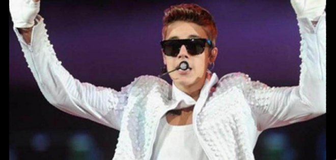 Justin Bieber se disculpó por el incidente con la bandera en Argentina: &quot;Creí que era una camiseta&quot;