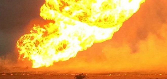 Explosión de gasoducto en EE.UU. provoca gran incendio en Texas